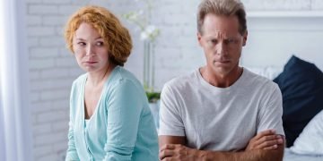 Жена бросила мужа