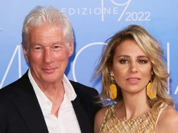 Жена Ричарда Гира