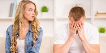 Женское поведение